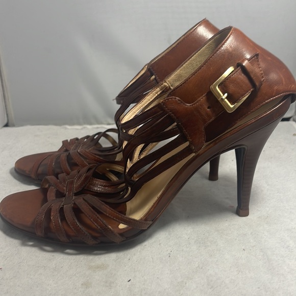 Cole Haan Verona Air T-Strap Brown Laser Cut Leather Open Toe Sandals Size 8 - Picture 6 of 13
